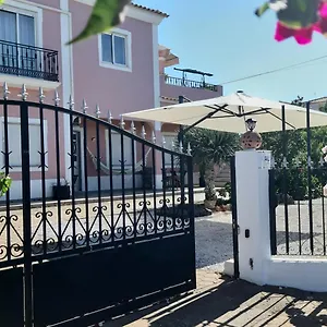 https://j-r-guesthouse.hotelaalgarve.com